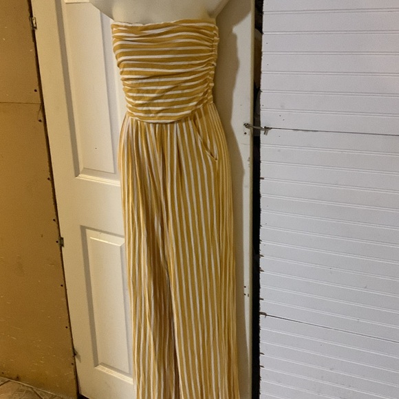 Cute Romper!!! - Picture 2 of 5